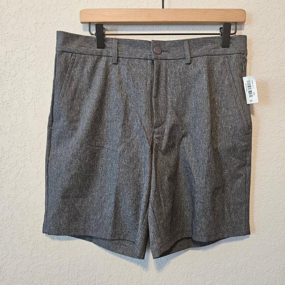 Old Navy Active Tech Hybrid Shorts Mens 30 Gray Go-Dry 4-Way Stretch